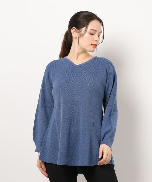 BELLUNA（ベルーナ）の「ラメ使いフレアーシルエットニットチュニック（チュニック・レディース・グリーン/ブルーグレー/杢グレー/コーラル・MEDIUM/LARGE/X-LARGE）」の9枚目の写真