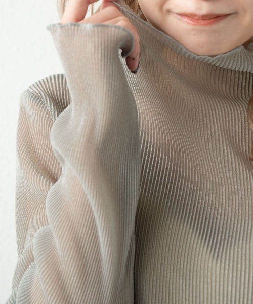 MERLOT（メルロー）の「シアープリーツハイネックメローTOPS（Tシャツ/カットソー・レディース・アイボリー/パープル/ライトグレー・FREE）」の22枚目の写真