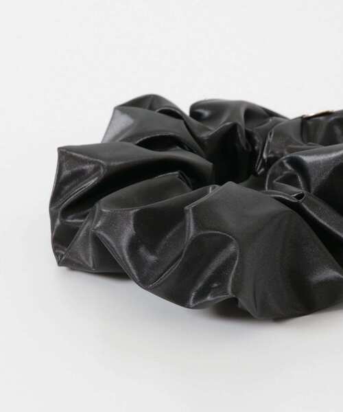 SMELLY（スメリー）の「メタリックシュシュ（シュシュ・レディース・ブラック/ライトブラウン・-）」の9枚目の写真