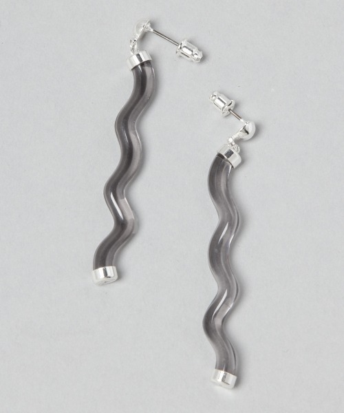 HARE（ハレ）の「クリアウェーブピアス(HARE)（ピアス（両耳用）・レディース・シルバー/ゴールド/ブルー/ブラック・FREE）」の14枚目の写真