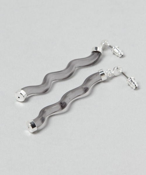 HARE（ハレ）の「クリアウェーブピアス(HARE)（ピアス（両耳用）・レディース・シルバー/ゴールド/ブルー/ブラック・FREE）」の16枚目の写真