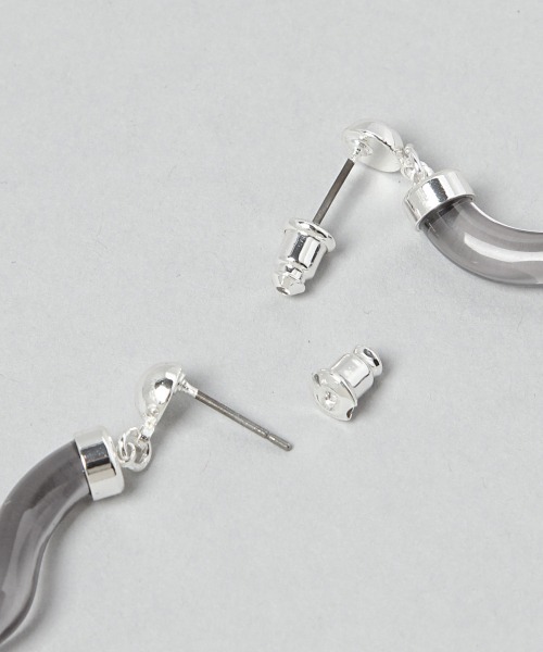 HARE（ハレ）の「クリアウェーブピアス(HARE)（ピアス（両耳用）・レディース・シルバー/ゴールド/ブルー/ブラック・FREE）」の17枚目の写真