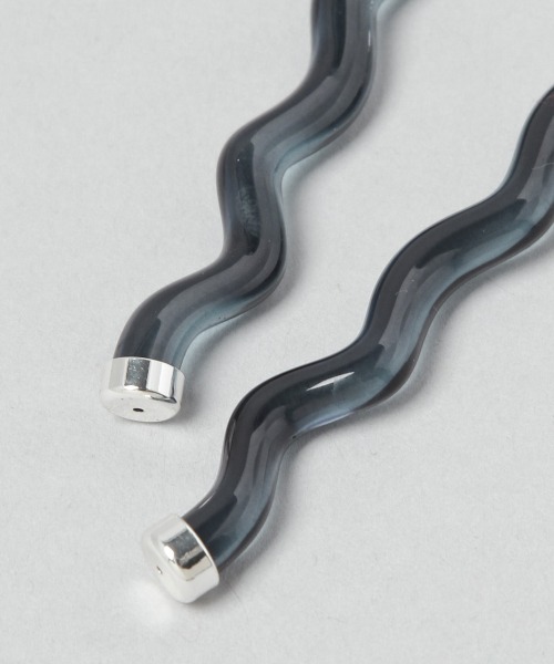 HARE（ハレ）の「クリアウェーブピアス(HARE)（ピアス（両耳用）・レディース・シルバー/ゴールド/ブルー/ブラック・FREE）」の19枚目の写真