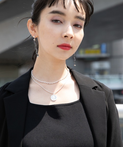 HARE（ハレ）の「クリアウェーブピアス(HARE)（ピアス（両耳用）・レディース・シルバー/ゴールド/ブルー/ブラック・FREE）」の10枚目の写真