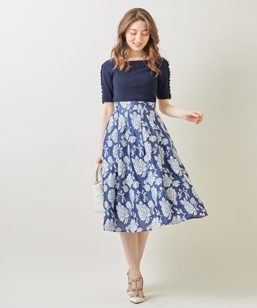 tocco closet(トッコ クローゼット)の「オーガンジージャガードタックフレアスカート≪tocco closet luxe≫(スカート・レディース・オフホワイト/ブラック/ネイビー・M)」の11枚目の写真