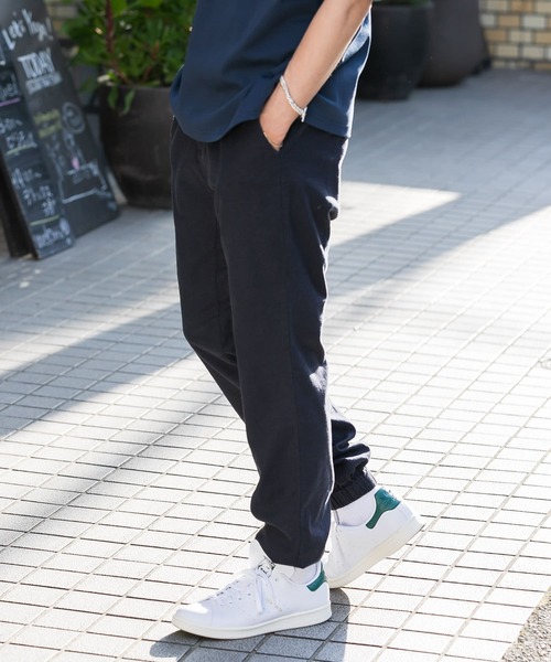 URBAN RESEARCH（アーバンリサーチ）の「リネンイージージョガーパンツ（その他パンツ・メンズ・カーキ/ネイビー/ライトベージュ/ブラウン・LARGE/MEDIUM）」の4枚目の写真