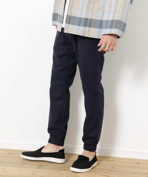 URBAN RESEARCH（アーバンリサーチ）の「リネンイージージョガーパンツ（その他パンツ・メンズ・カーキ/ネイビー/ライトベージュ/ブラウン・LARGE/MEDIUM）」の17枚目の写真