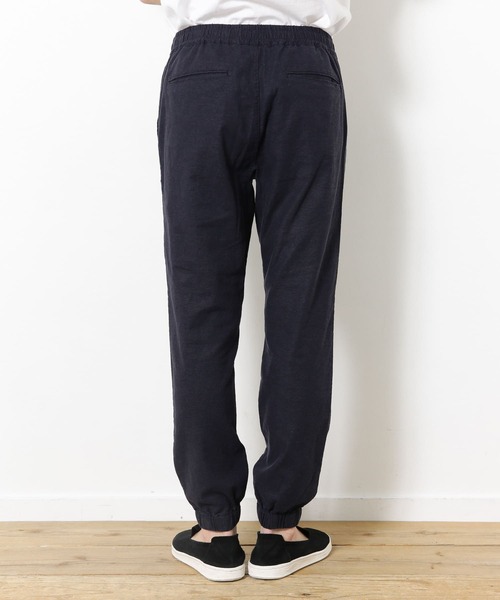 URBAN RESEARCH（アーバンリサーチ）の「リネンイージージョガーパンツ（その他パンツ・メンズ・カーキ/ネイビー/ライトベージュ/ブラウン・LARGE/MEDIUM）」の21枚目の写真