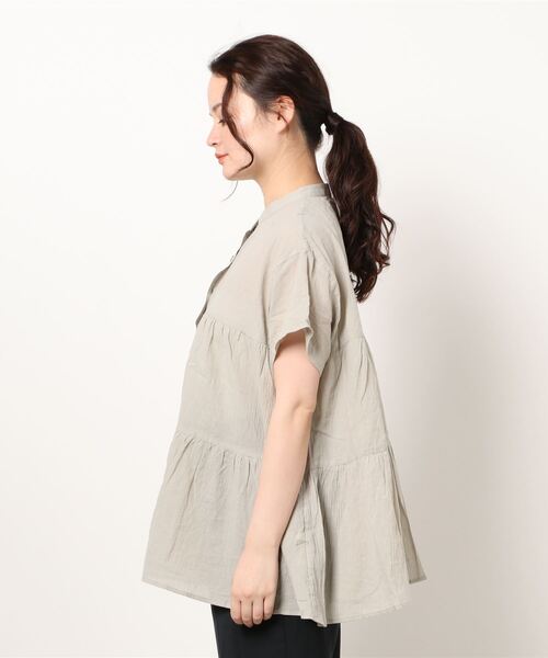 Lugnoncure（ルノンキュール）の「シアーティアードブラウス（シャツ/ブラウス・レディース・オフホワイト/ブラック/カーキ・ﾌﾘ-）」の4枚目の写真