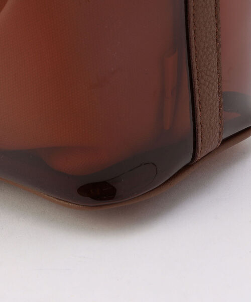 NOLLEY’S（ノーリーズ）の「PVCクリア巾着（ショルダーバッグ・レディース・ブラック/ブラウン・FREE）」の14枚目の写真