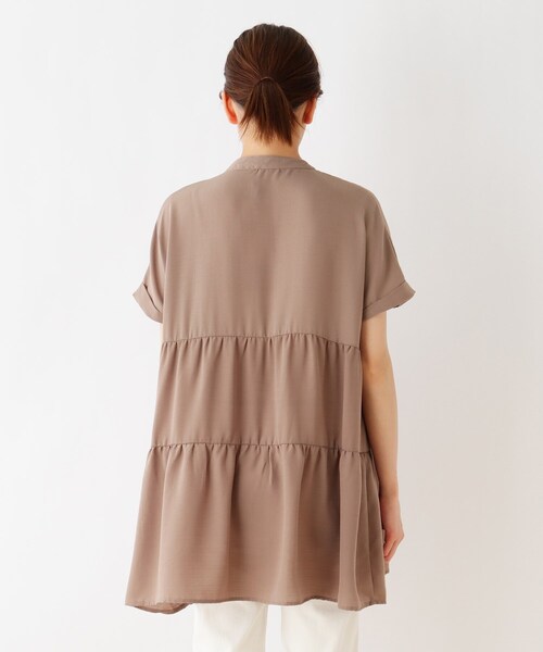 SHOO・LA・RUE（シューラルー）の「◆バンドカラーティアードブラウス（シャツ/ブラウス・レディース・ブラック/ダークブラウン/オフホワイト・02/03/04）」の6枚目の写真