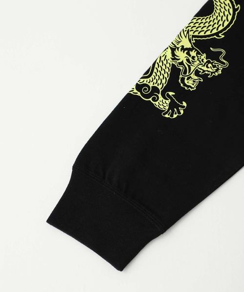 X-girl（エックスガール）の「CHINESE DRAGON L/S TEE（Tシャツ/カットソー・レディース・ブラック/ホワイト/ライトブルー・M/L/S/XL）」の11枚目の写真
