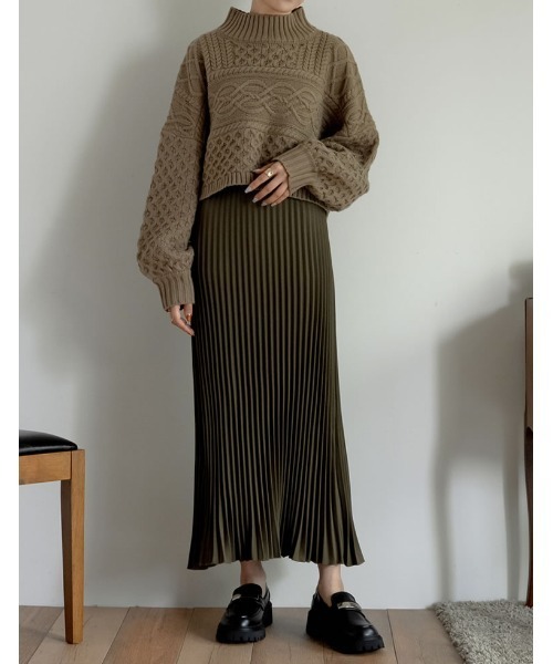 Re:EDIT（リエディ）の「ケーブル編みショート丈ニットトップス（ニット/セーター・レディース・オレンジ/ブラック/モカ/アイボリー・LARGE/MEDIUM）」の11枚目の写真