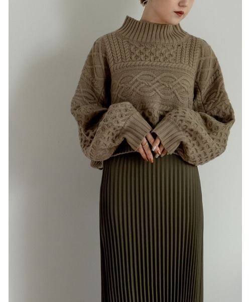 Re:EDIT（リエディ）の「ケーブル編みショート丈ニットトップス（ニット/セーター・レディース・オレンジ/ブラック/モカ/アイボリー・LARGE/MEDIUM）」の13枚目の写真