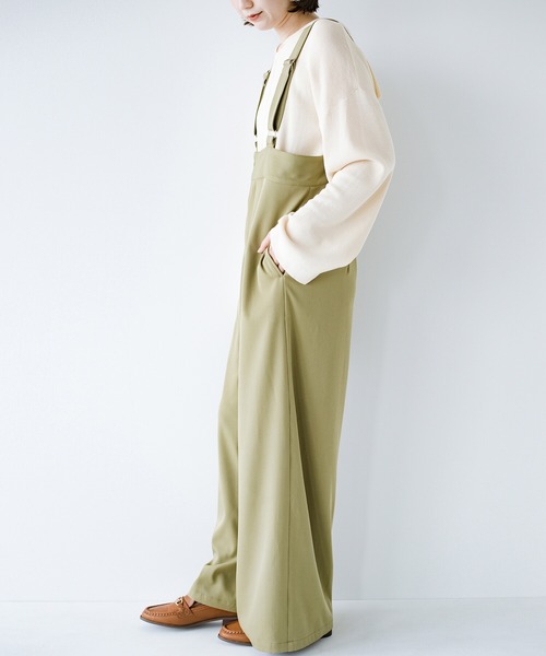 haco!(ハコ)の「楽したいけどちゃんとしたい!Tシャツにもニットにも似合うからずっと使えて嬉しい大人のサロペットパンツ(サロペット/オーバーオール・レディース・ブラック/カーキ・SMALL/MEDIUM/LARGE/X-LARGE)」の11枚目の写真