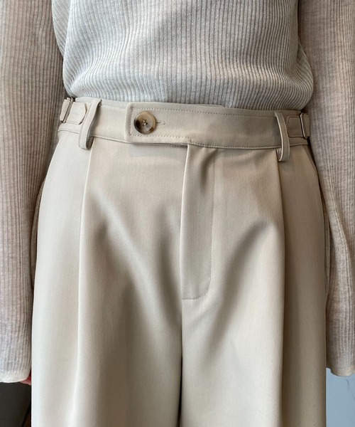 CAPRICIEUX LE'MAGE(カプリシューレマージュ)の「グルカハーフパンツ(その他パンツ・レディース・ブラック/ライトベージュ・FREE)」の15枚目の写真