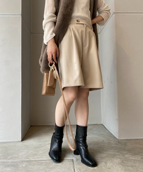 CAPRICIEUX LE'MAGE(カプリシューレマージュ)の「グルカハーフパンツ(その他パンツ・レディース・ブラック/ライトベージュ・FREE)」の12枚目の写真