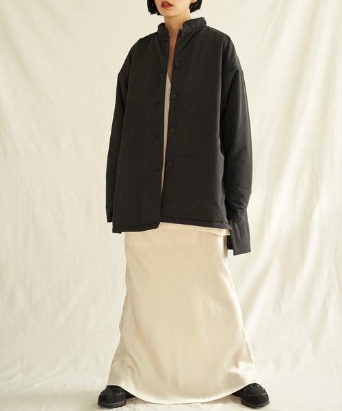 ENOF(イナフ)の「over size jacket 01 Black(ダウンジャケット/コート・レディース・ブラック・M/L)」の3枚目の写真