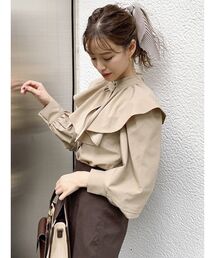 ビッグカラー付ボリュームブラウス