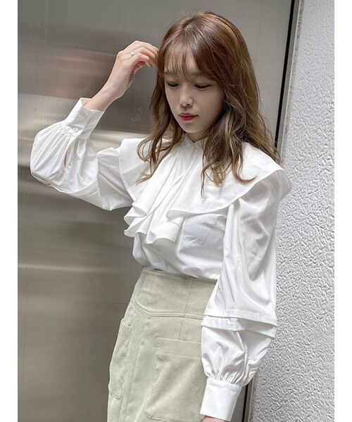 dazzlin（ダズリン）の「ビッグカラー付ボリュームブラウス（シャツ/ブラウス・レディース・オフホワイト/ベージュ/その他1・FREE）」の9枚目の写真