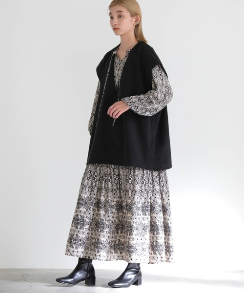 select MOCA(セレクトモカ)の「2WAY Vネックカットツイルプルオーバー(Tシャツ/カットソー・レディース・ブラック/ベージュ/アイボリー・FREE)」の12枚目の写真