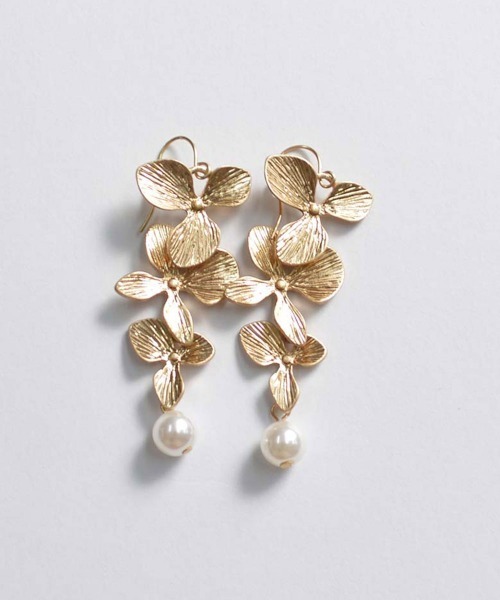 emouv by est（エモーヴバイエスト）の「emouv by est トキワナズナピアス（ピアス（両耳用）・レディース・ゴールド/シルバー・FREE）」の10枚目の写真