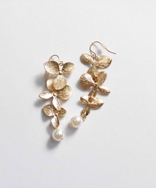 emouv by est（エモーヴバイエスト）の「emouv by est トキワナズナピアス（ピアス（両耳用）・レディース・ゴールド/シルバー・FREE）」の11枚目の写真