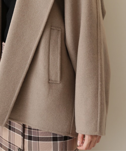 NATURAL BEAUTY BASIC(ナチュラルビューティーベーシック)の「リバーコート/0171252985(その他アウター・レディース・オフホワイト/ベージュ/ネイビー・SMALL/MEDIUM)」の16枚目の写真