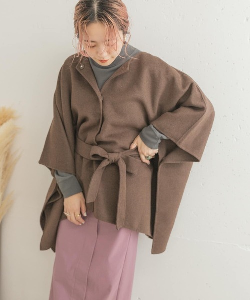 ITEMS URBANRESEARCH（アイテムズ アーバンリサーチ）の「リバーウールポンチョ（ポンチョ・レディース・ライトベージュ/グリーン系その他/ブラウン・FREE）」の2枚目の写真