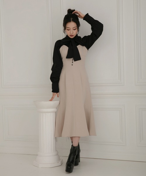 ANDGEEBEE(アンジービー)の「リボンブラウス(シャツ/ブラウス・レディース・ホワイト/ブラック・MEDIUM)」の22枚目の写真