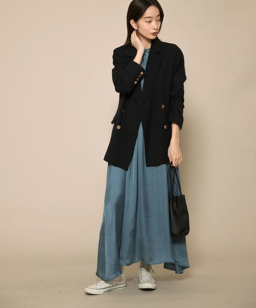 KBF（ケイビーエフ）の「シャーリングギャザーワンピース（ワンピース・レディース・ホワイト系その他/ブラック系その他/グレー系その他・ONE）」の4枚目の写真