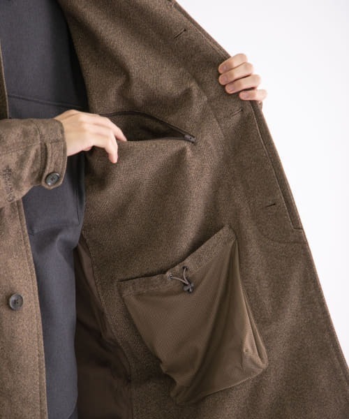 DAIWA PIER39（ダイワピア39）の「DAIWA PIER39　GORETEX TWEED SOUTIENCOLLAR（ステンカラーコート・メンズ・ブラウン/ベージュ・SMALL/MEDIUM/LARGE）」の14枚目の写真