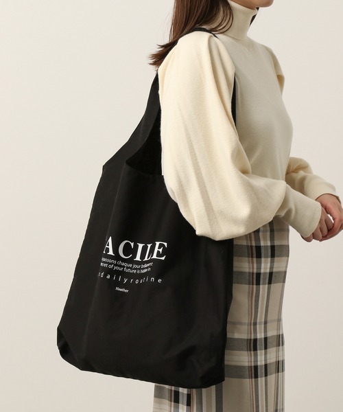 Heather（ヘザー）の「クリテハンドルトート　258188（トートバッグ・レディース・ホワイト×グリーン/ホワイト×ブラック/ブラック×ホワイト・ONE SIZE）」の21枚目の写真