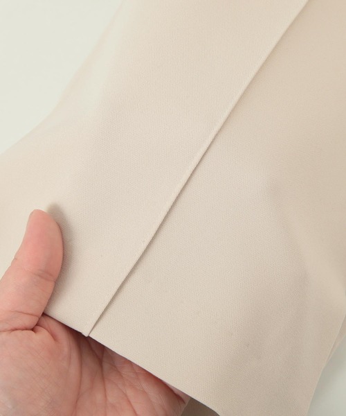 titivate（ティティベイト）の「裾ｽﾘｯﾄﾋﾟﾝﾀｯｸｾﾐﾌﾚｱﾊﾟﾝﾂ（その他パンツ・レディース・ネイビー/イエロー/ライトカーキ/ライトベージュ/ブラック/グレイッシュブルー・S/M/L）」の8枚目の写真