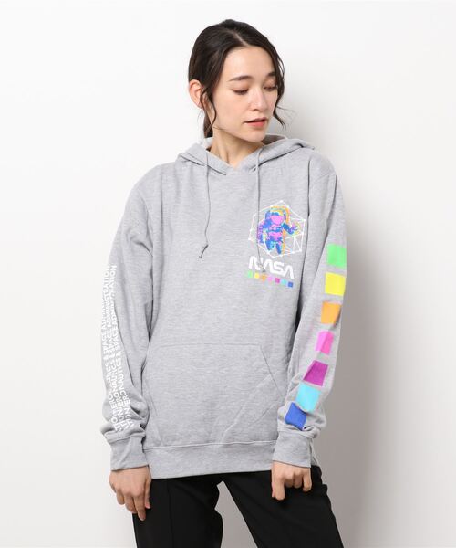 NASA(ナサ)の「【W】NASA SWEAT PULLPARKA(パーカー・レディース・ブラック/グレー・LARGE/X-LARGE/MEDIUM)」の12枚目の写真
