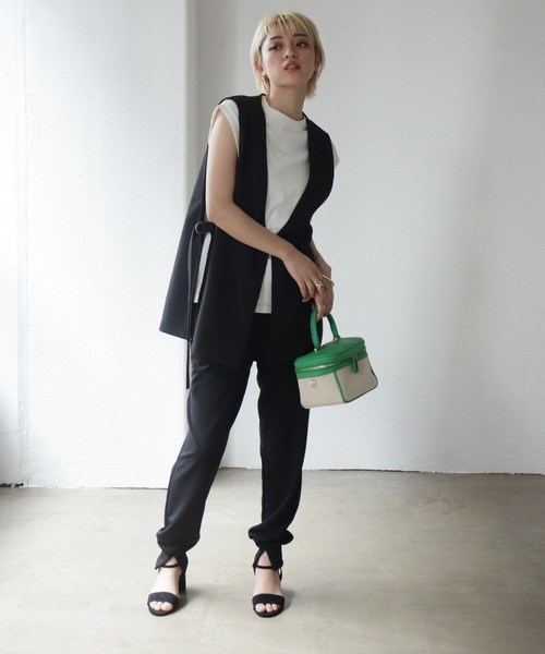 Shelly island（シェリーアイランド）の「ノーカラーダブルクロスジレ/ベスト（ベスト・レディース・ホワイト/ブラック・M）」の4枚目の写真