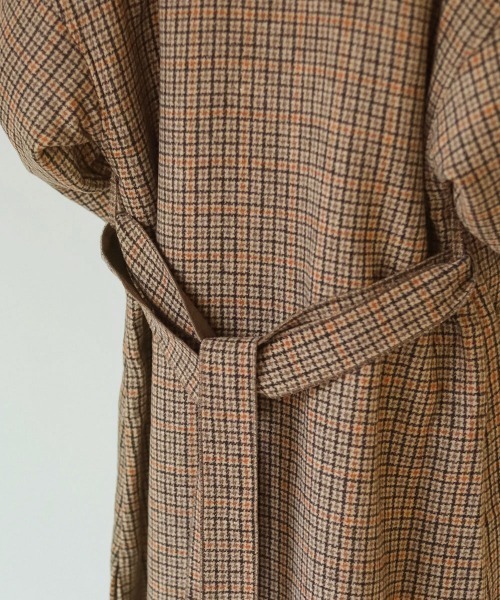Bab（バブ）の「チェックロングチェスターコート（チェスターコート・レディース・チャコールグレー/ベージュ/ブラウン・M）」の18枚目の写真