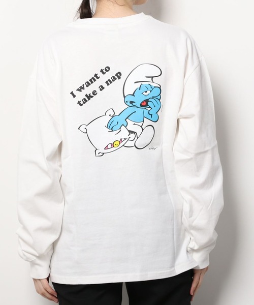 make a ray!（メイク ア レイ！）の「【THE SMURFS/スマーフ】ビッグシルエット イラスト バックプリント 袖プリント ロンT/長袖Tシャツ（Tシャツ/カットソー・レディース・ホワイト/ブラック/オレンジ/ブルー/ホワイト系その他/ブラック系その他/ブルー系その他/オレンジ系その他・M/L/XL）」の10枚目の写真