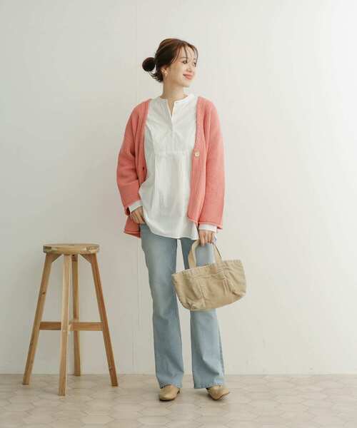 URBAN RESEARCH DOORS（アーバンリサーチドアーズ）の「ローゲージカーディガン（カーディガン/ボレロ・レディース・ベージュ/ピンク/アイボリー・1）」の16枚目の写真