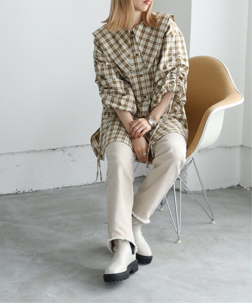 RAY CASSIN(レイカズン)の「S/M展開 リラックスストレートヘムフリンジデニム(その他パンツ・レディース・ブラック/ベージュ/インディゴブルー・SMALL/MEDIUM)」の11枚目の写真
