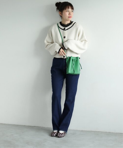 RAY CASSIN(レイカズン)の「S/M展開 リラックスストレートヘムフリンジデニム(その他パンツ・レディース・ブラック/ベージュ/インディゴブルー・SMALL/MEDIUM)」の15枚目の写真