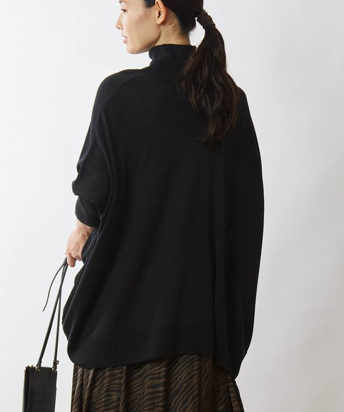 OUVRAGE CLASSE（ウヴラージュクラス）の「ワイドタートルプルオーバー（ニット/セーター・レディース・ブラック/サックスブルー/ライム/アイボリー・FREE）」の15枚目の写真