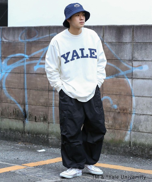 SENSE OF PLACE by URBAN RESEARCH(センスオブプレイスバイアーバンリサーチ)の「『ユニセックス』『別注』YALEカレッジロゴロングTシャツ A(Tシャツ/カットソー・メンズ・ライトブルー/ネイビー/ホワイト・MEDIUM/LARGE/X-LARGE)」の8枚目の写真