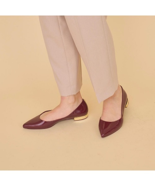 TEMPERATE(テンパレイト)の「STELLA (TEMPERATE/テンパレイト) ポインテッドトゥ プレーンレインシューズ(パンプス・レディース・ブラック/ライトグレー/ボルドー/グレー・38/39/40/36/37)」の4枚目の写真