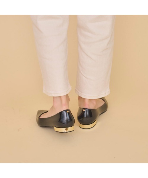 TEMPERATE(テンパレイト)の「STELLA (TEMPERATE/テンパレイト) ポインテッドトゥ プレーンレインシューズ(パンプス・レディース・ブラック/ライトグレー/ボルドー/グレー・38/39/40/36/37)」の14枚目の写真