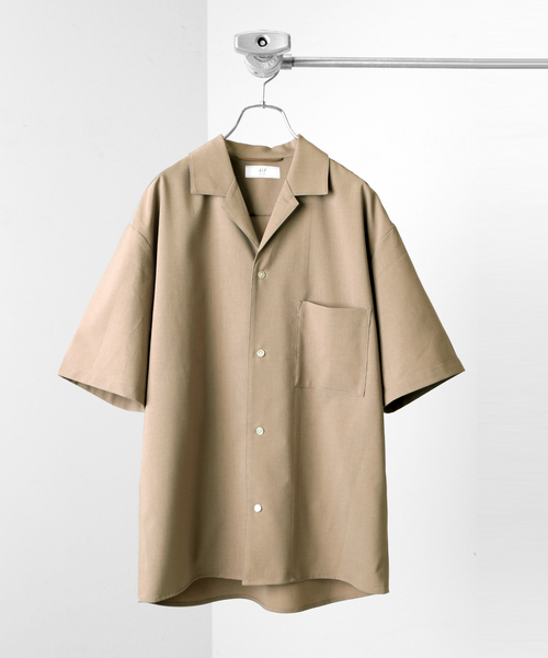 417 EDIFICE(フォーワンセブンエディフィス)の「【Reflax / リフラクス】オープンカラーシャツ(シャツ/ブラウス・メンズ・グレー/グレー系その他/ベージュ/グリーン/ネイビー/イエロー・SMALL/MEDIUM/LARGE/X-LARGE)」の4枚目の写真