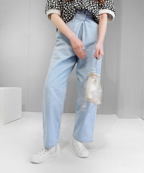 alala(アララ)の「キャンバスハイカットスニーカー ◇(スニーカー・レディース・アイボリー/ブラック・S/M/L/LL)」の16枚目の写真