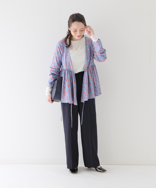 SLOBE IENA(スローブイエナ)の「【MEYAME / メヤメ】 FLOWER CACHE COEUR(Tシャツ/カットソー・レディース・ブルー・FREE)」の2枚目の写真