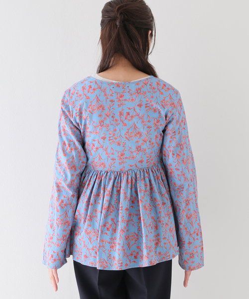 SLOBE IENA(スローブイエナ)の「【MEYAME / メヤメ】 FLOWER CACHE COEUR(Tシャツ/カットソー・レディース・ブルー・FREE)」の6枚目の写真