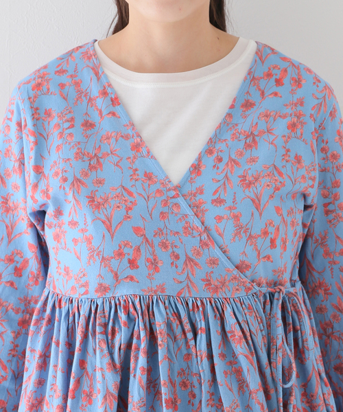 SLOBE IENA(スローブイエナ)の「【MEYAME / メヤメ】 FLOWER CACHE COEUR(Tシャツ/カットソー・レディース・ブルー・FREE)」の7枚目の写真